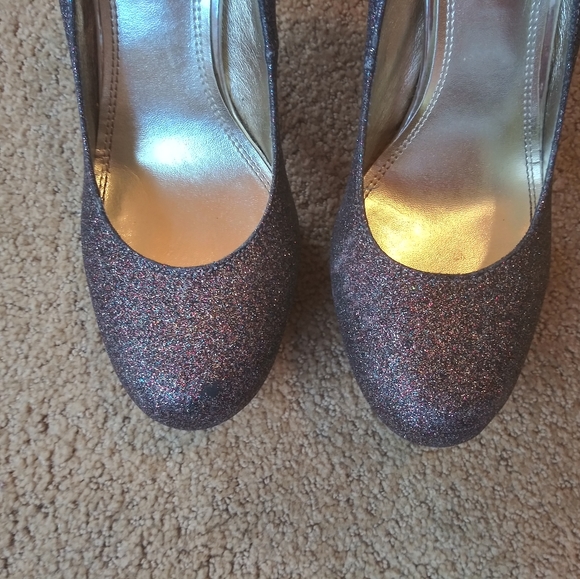 Steve Madden Caryssa Glitter Pump Heel - Picture 6 of 10
